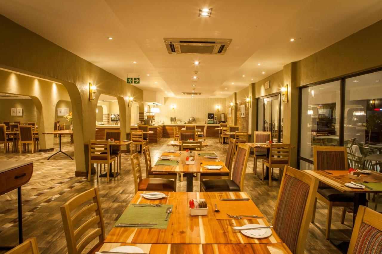 Hotel Garden Court Polokwane Extérieur photo
